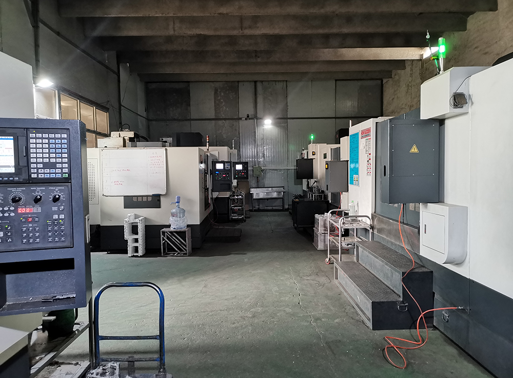 石家莊興和精密模具有限公司
